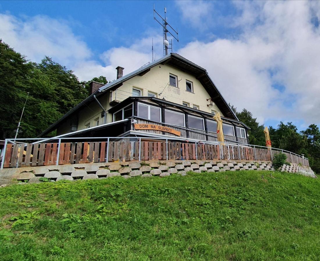 Dom Na Slivnici Bed & Breakfast Cerknica Exterior foto