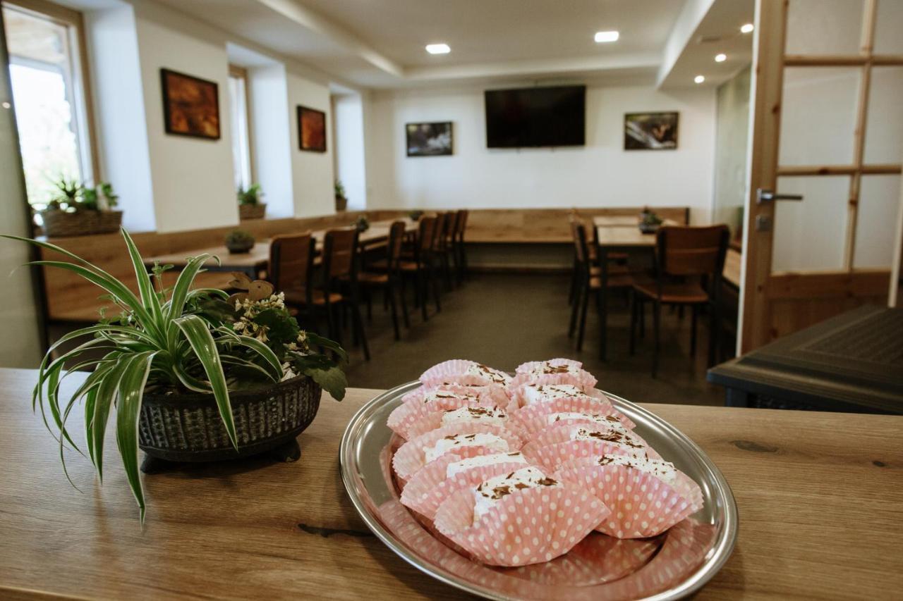 Dom Na Slivnici Bed & Breakfast Cerknica Exterior foto